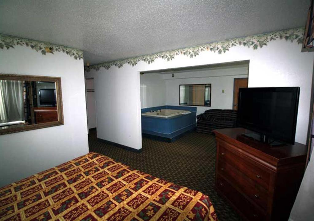 Norwood Inn Minneapolis Roseville Eksteriør billede